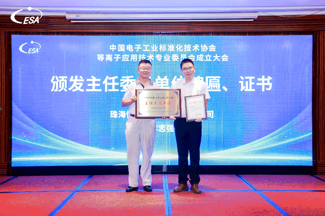 9d774f3633d73b25e574531e9b313d9e_640_wx_fmt=gif&tp=webp&wxfrom=10005&wx_lazy=1.gif